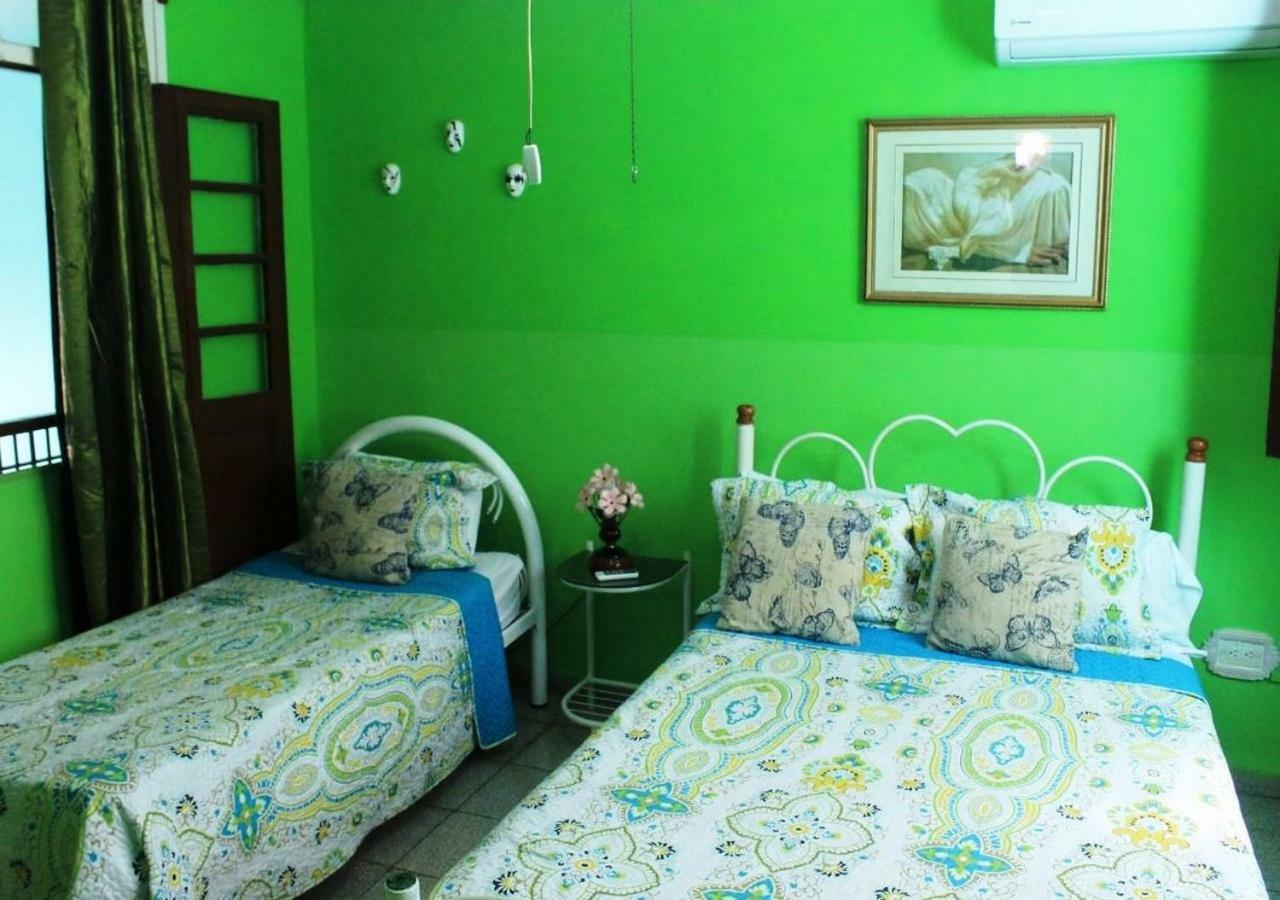 Hostal Yolanda Habana Vieja Havana Luaran gambar